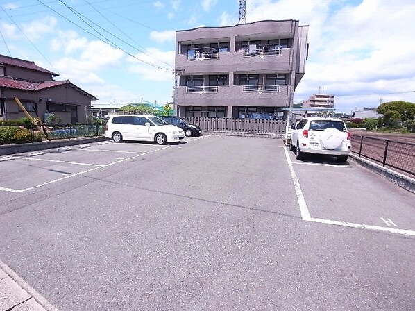 ファミーユ（那加野畑町）の物件外観写真